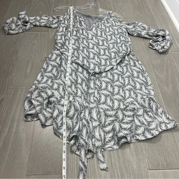 Joie Isaline Feather Cold Shoulder Mini Dress Gray White Print Silk Tie Belt XXS - Picture 15 of 15